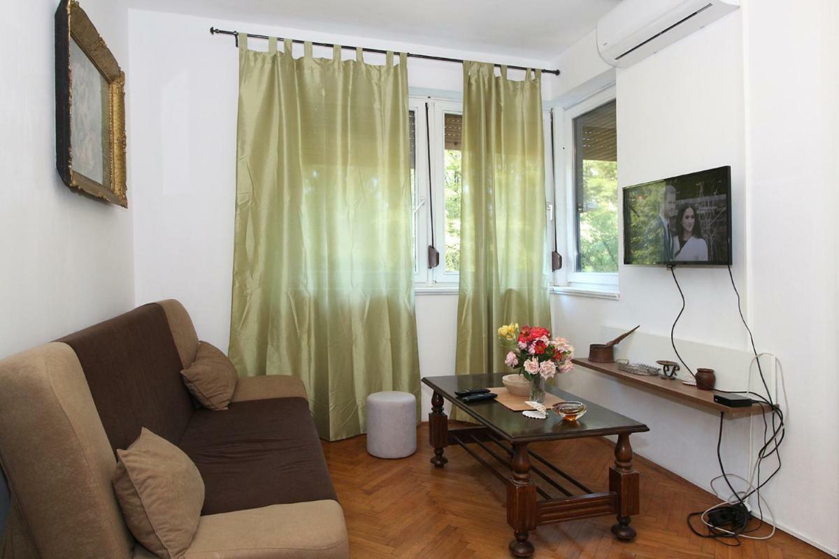 شقة زادار  في Apartman Legacy المظهر الخارجي الصورة